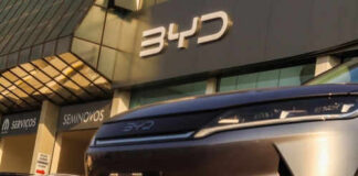 Car dealership with BYD logo and vehicles displayed