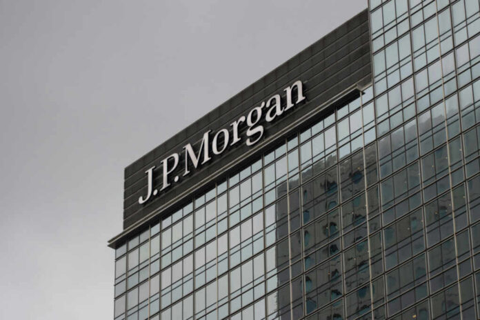 jp-morgan-logo2485250563jpg JP Morgan building with reflective glass windows