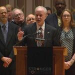 Pittsburgh Rabbi Jeffrey Myers, who guided congregation through tragedy, retires